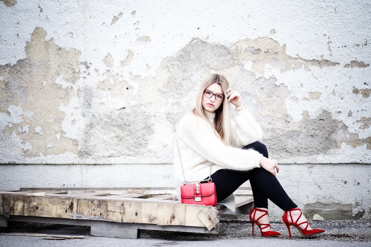 Franziska Elea Mode Blog München ootd Outfit Look Style Fashionblogger Modeblogger Berlin Edited Zara High Heels Valentino Rockstud Oversize Strickpulli Blogger Instagram Fashion